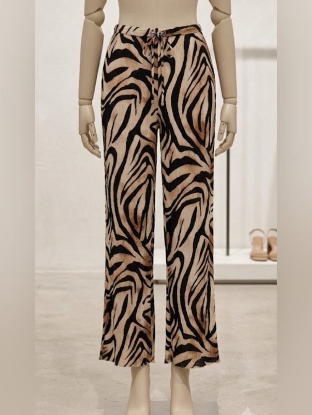 Zara Zebra-Print Loose Fit Pants - Black & Beige (S) Comfy Chic Event Everyday